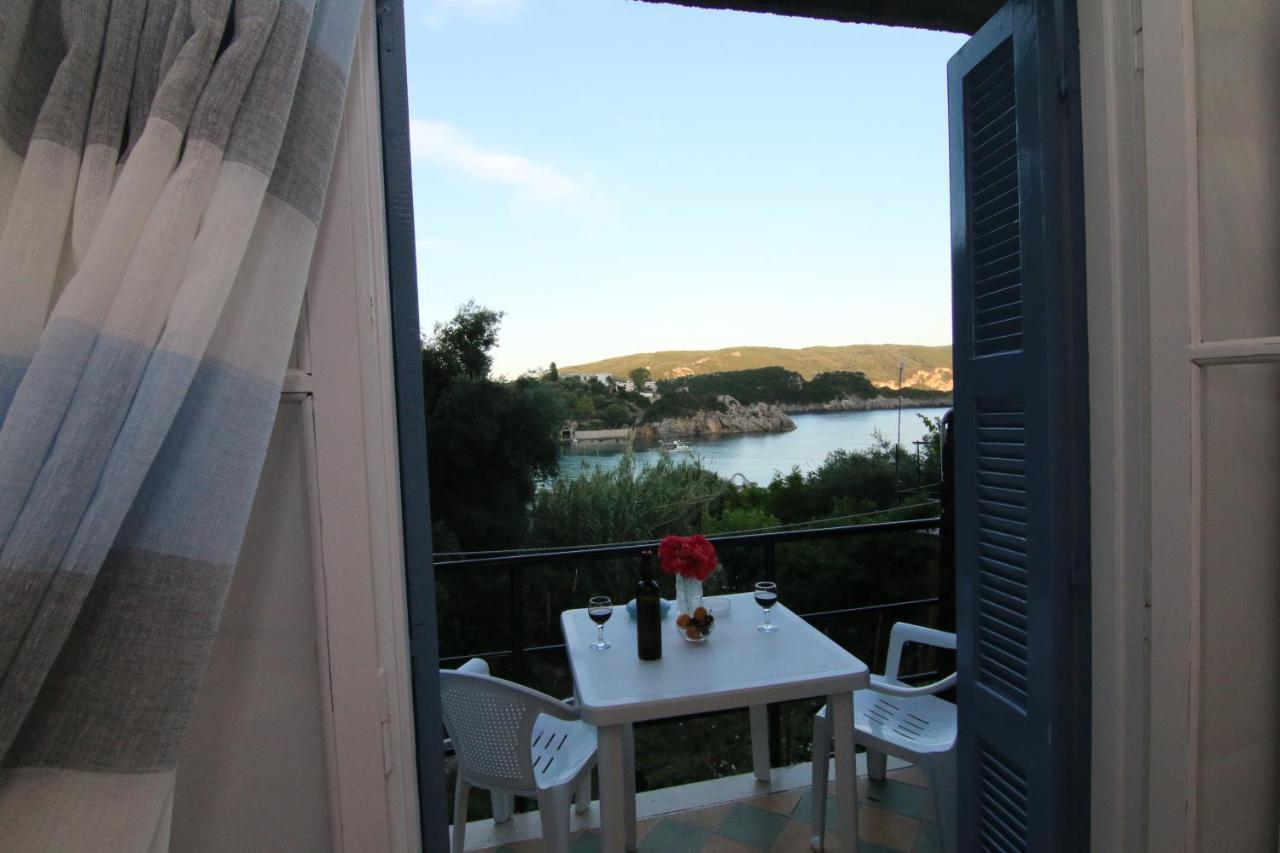 Sea Breeze Apartman Paleokasztríca Kültér fotó