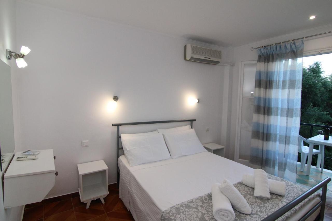 Sea Breeze Apartman Paleokasztríca Kültér fotó